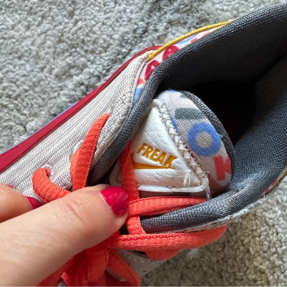 NIKE FREAK 2 MVP ALPHABET Sneakers air zoom shoes white orange YOUTH 5 - Picture 9 of 12